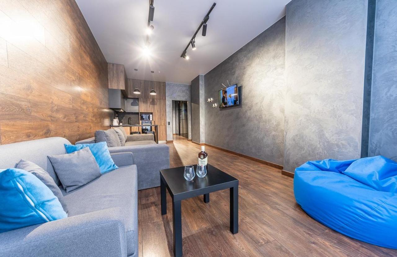 Luxury Apartments Smartplaza Obolon Metro Minskai Kyiv Exterior foto