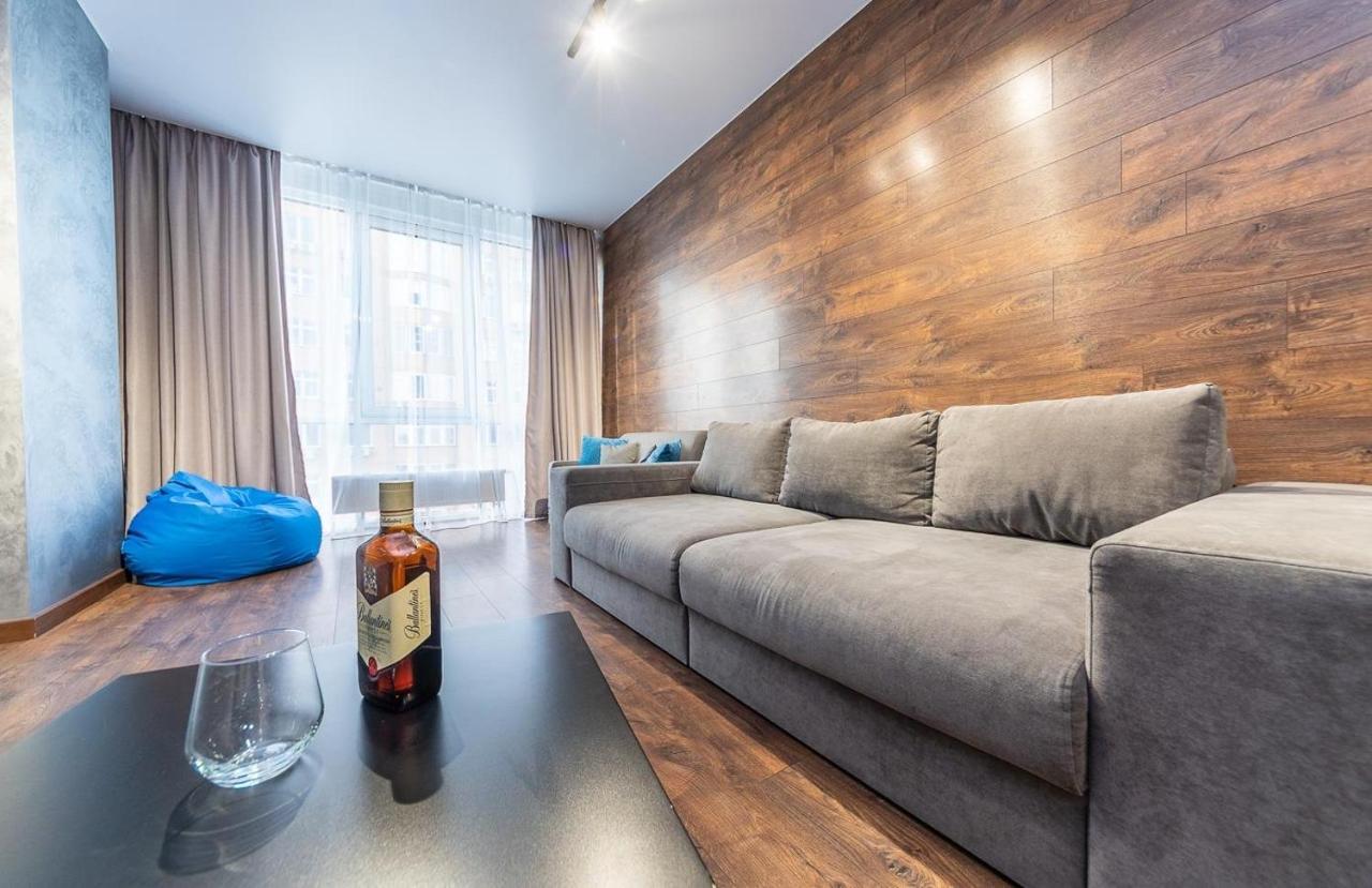 Luxury Apartments Smartplaza Obolon Metro Minskai Kyiv Exterior foto