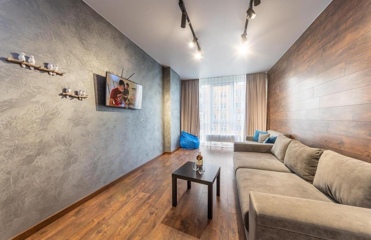 Luxury Apartments Smartplaza Obolon Metro Minskai Kyiv Exterior foto